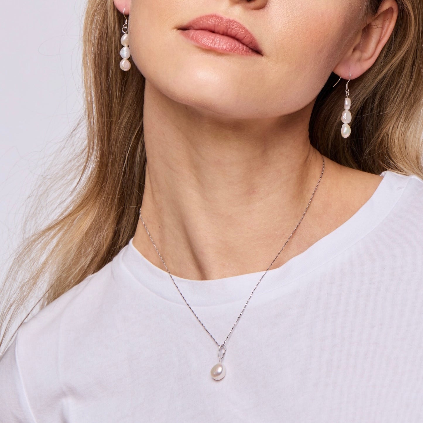 Baroque pearl sterling silver pendant