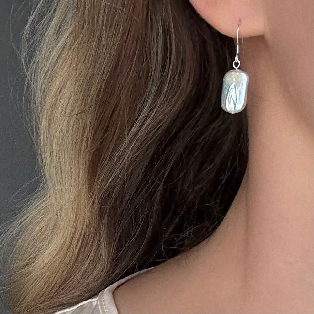 Rectangular pearl silver earrings