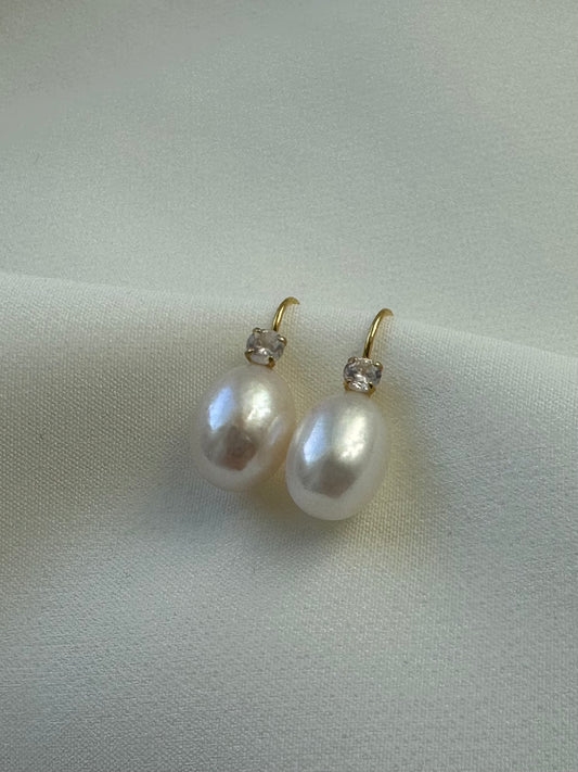 Pearl and zircon drop hook earrings