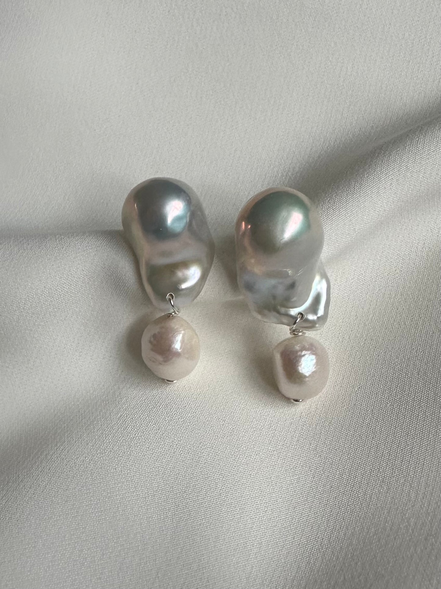 Baroque pearl stud earrings