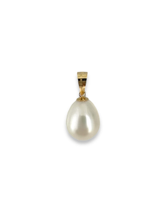 14 carat gold freshwater pearl pendant