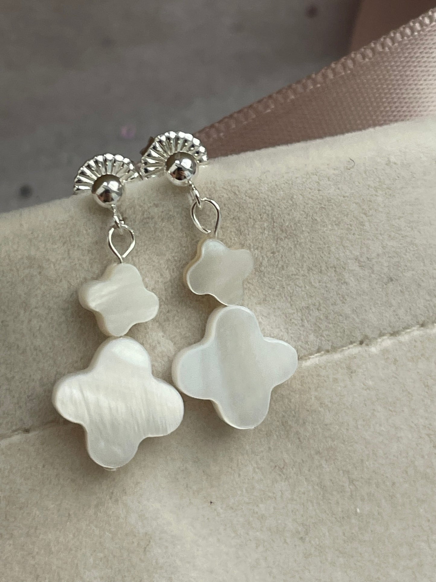 Mother of pearl double clover stud earrings